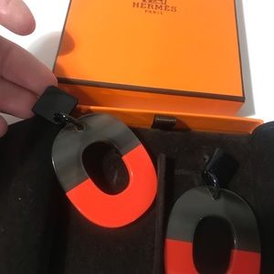 Beautiful Hermès Isthme earrings